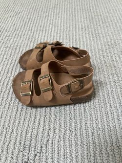 Toddler sandals- size 6 - Old Navy