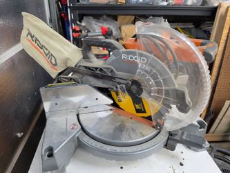 10 inch Ridgid Miter Saw