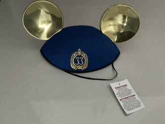 Disneyland Club 33 Ears
