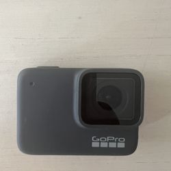 GoPro - HERO7 Silver 4K Waterproof Action Camera - SILVER