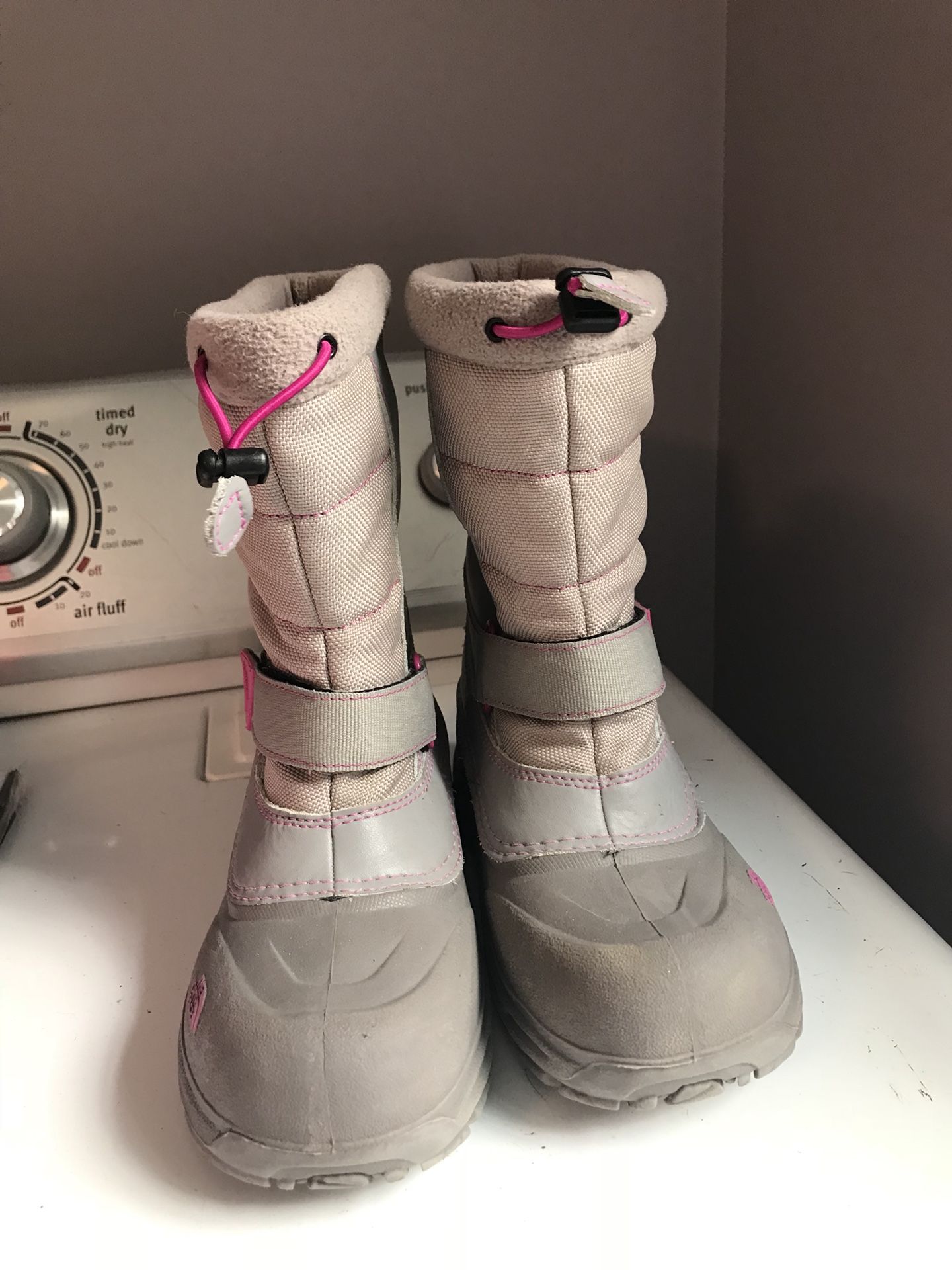 Youth size 2 North Face Winter Boots $15