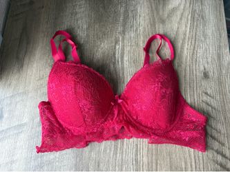 WL Intimates women’s red lace bra size 36B