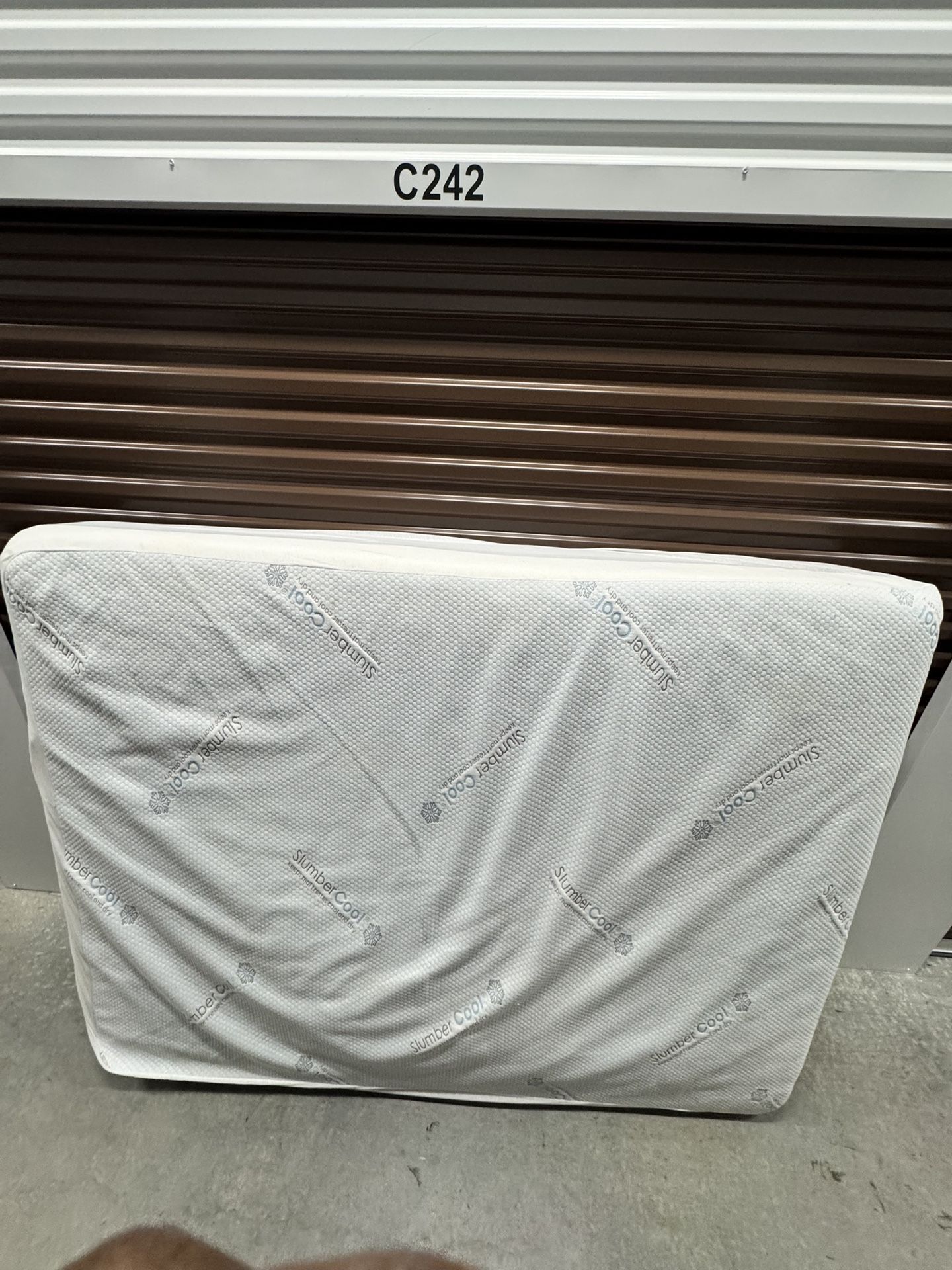 Gently Used Queen Size Plush Mattress