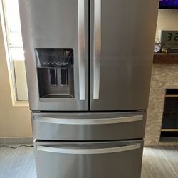 Whirlpool Refrigerator 