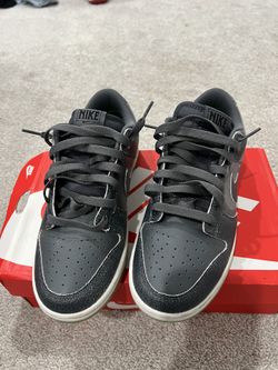 Halloween Dunks Size 8. $120