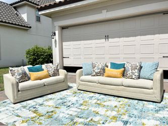 Summer Lane Sofa & Loveseat Set