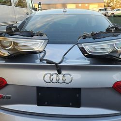 2013-2016 Audi S5 Oem Pair (2x) headlight assembly.