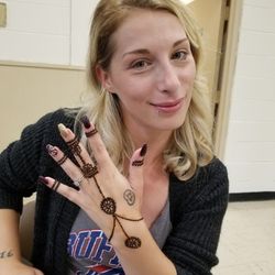 henna tattoo