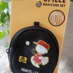 Peanuts Branded 6 Pc Manicure Set 