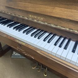 1988 Samick SM500 - Delivery Available 