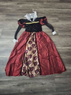 Queen of Hearts Halloween Costume