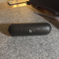 2025 Beats Pill 