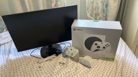 Xbox series s 1tb monitor and extra controller