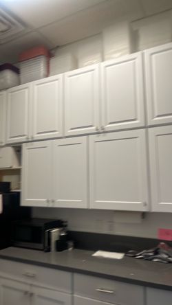 White kitchen cabinets
