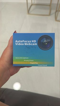 Auto focus HD video webcam