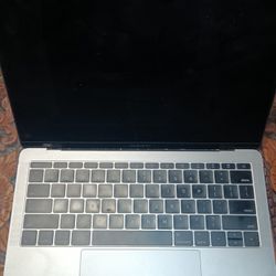 MacBook 13 "