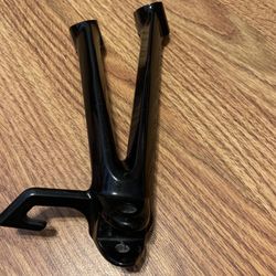 2006-2009  600 750 Suzuki GSXR Right rear passenger foot peg OEM