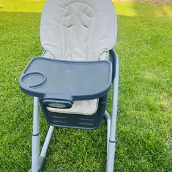 Adjustable Graco High Chair GOOD CONDITION JUST No Straps 👈🏻