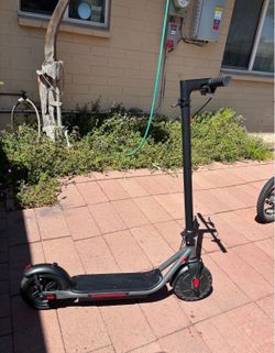 Electric scooter 28 MPH