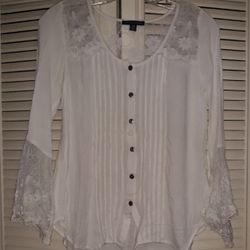 Beautiful American Eagle Size Xsmall Blouse