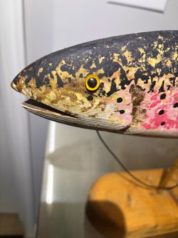 VINTAGE RANDY HOFMAN SIGNED FOLK ART HAND CARVED & PAINTED WOOD RAINBOW TROUT