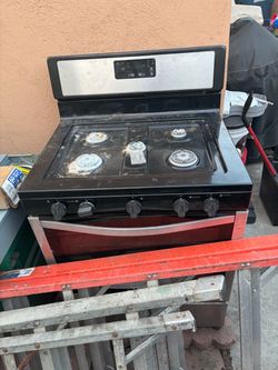 Gas stove