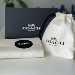 Coach Wallet Small Wallet & Keychain 