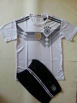 17 U12-13 Soccer Uniforms-Uniformes De Futbol