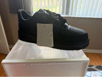 $75 size 12 new