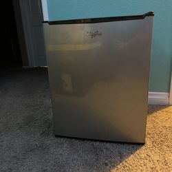 Whirlpool Mini Fridge