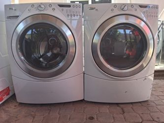Whirlpool Duet Washer Front Loader Extra Large Capacity And Gas Dryer Set