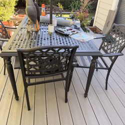 Outdoor Table And Outdoor Chairs