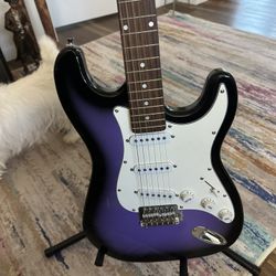 Stinger  Strat Style  :/gigbag