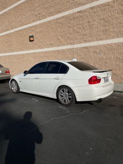 BMW 328i
