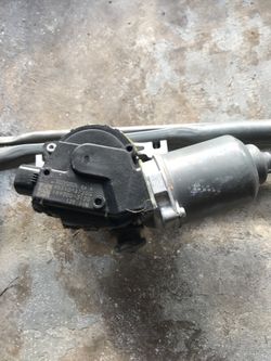 2011 Scion tC windshield wiper motor