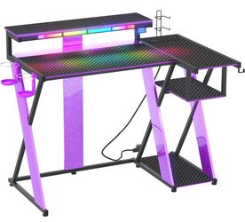 Gaming desk