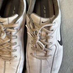 Golf Tennis Shoes Size 10.5 Cash Only.77023