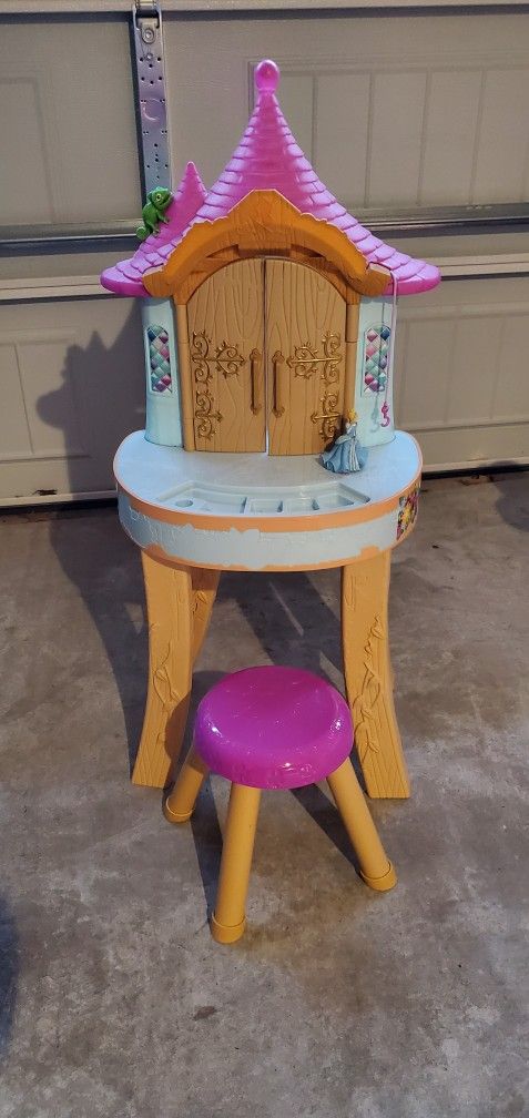 Rapunzel Dressing Table 