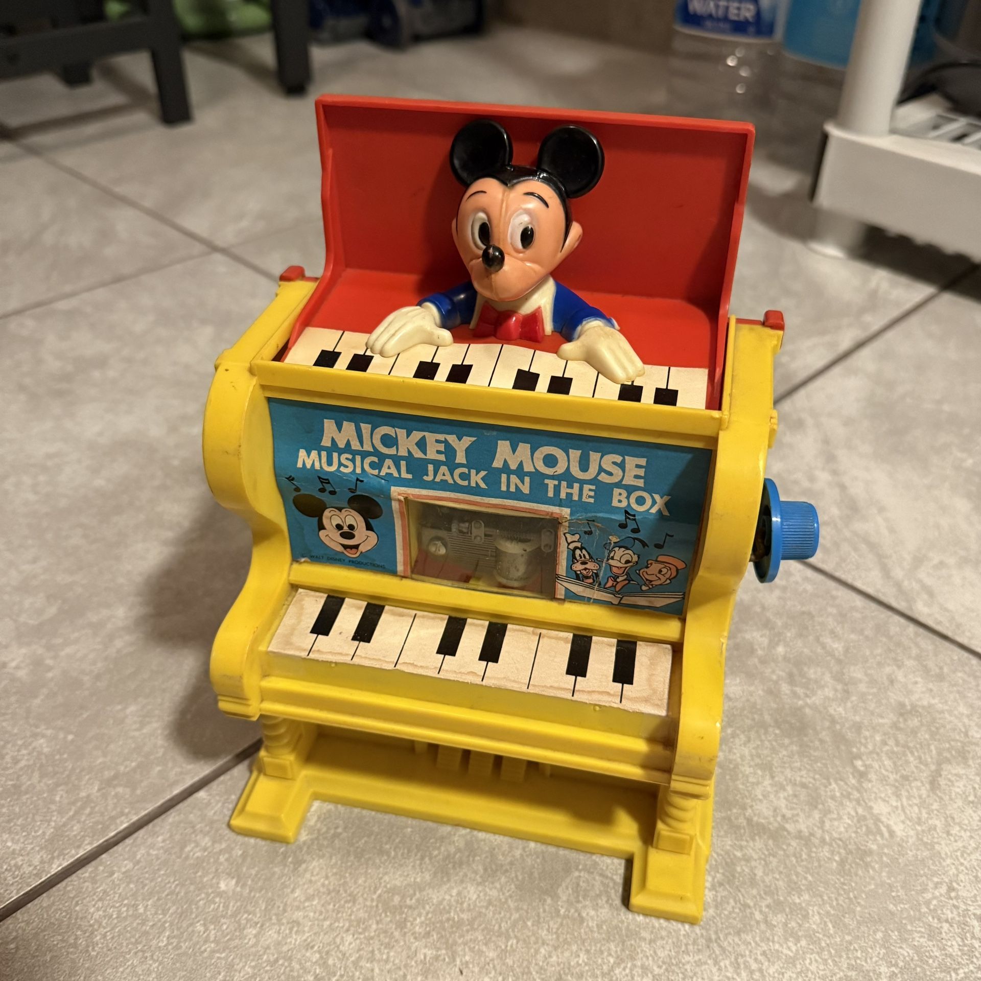 Vintage 1973, Mickey Mouse, musical Jack-in-the-Box