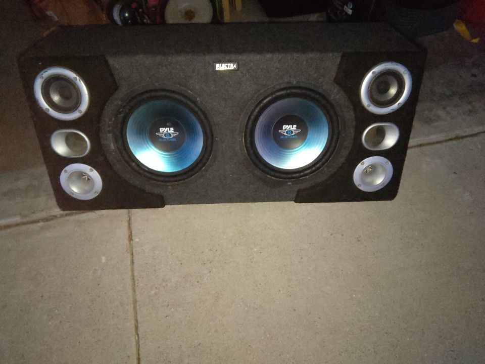 2 Ten Inch Subwoofers Dual Brand In box