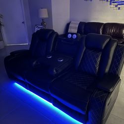Orion II Reclining Sofa w/ LED Lights & Wireless Chargers – Excellent Condition