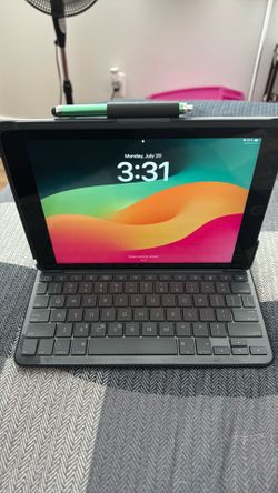 2018 iPad Pro 11” (64GB Wi-Fi) – Excellent Condition