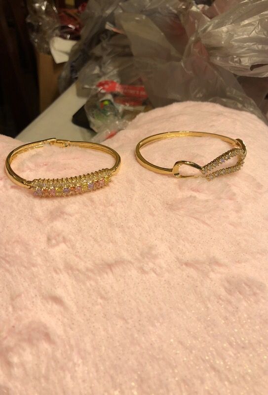 Lady bracelet gold layered