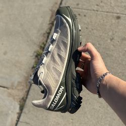 Salomon XT-6 FT Vintage Khaki Men’s 10 / Women’s 11  (Runs Narrow)