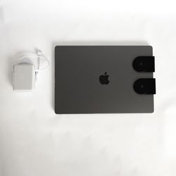 M1 Pro Macbook 16 inch