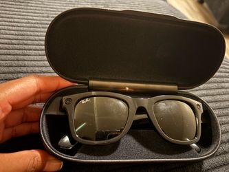 Ray-Ban Meta Story Smart Glasses with Case