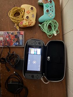 Switch v2 with game