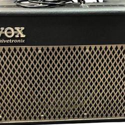 Vox Valvetronic Guitar Amp