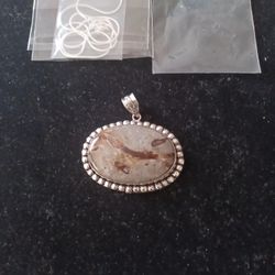 Sterling Silver Necklace with Sterling Silver Agate Stone 