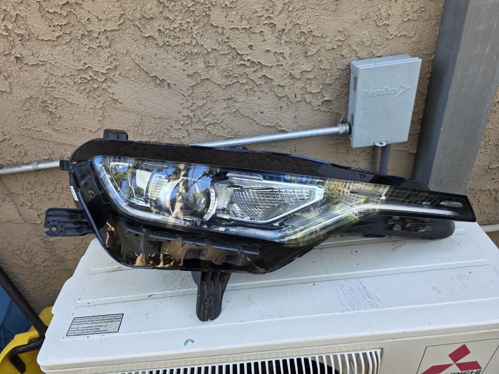 CAMARO 2019 2020 2021 2022 2023 HEADLIGHT OEM